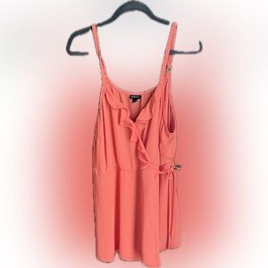 ❤️❤️Torrid Coral Sleeveless Top